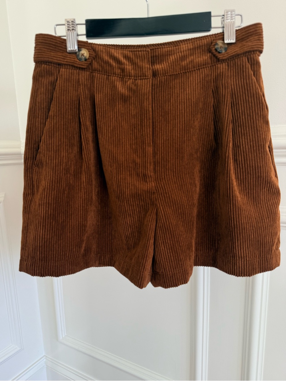 ZARA Corduroy High-Waist Women's Shorts Pleated Front Pockets Buttons Size S